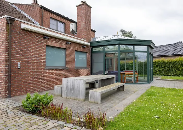 Villa Aluma
